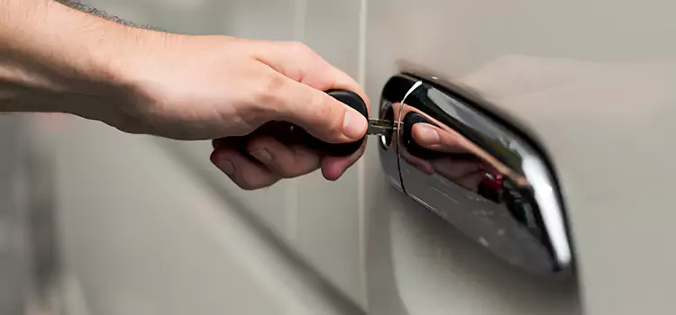 Why Choose Our Auto Locksmith Team in Melbourne, FL?