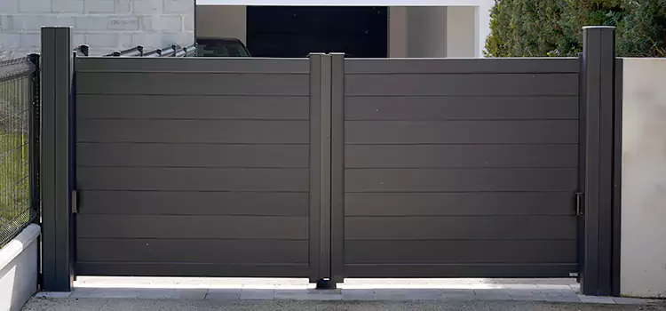 Common Residential Gate Issues We Resolve in Melbourne, FL